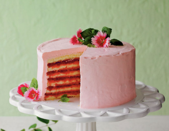 strawberries_and_creme_cake.png